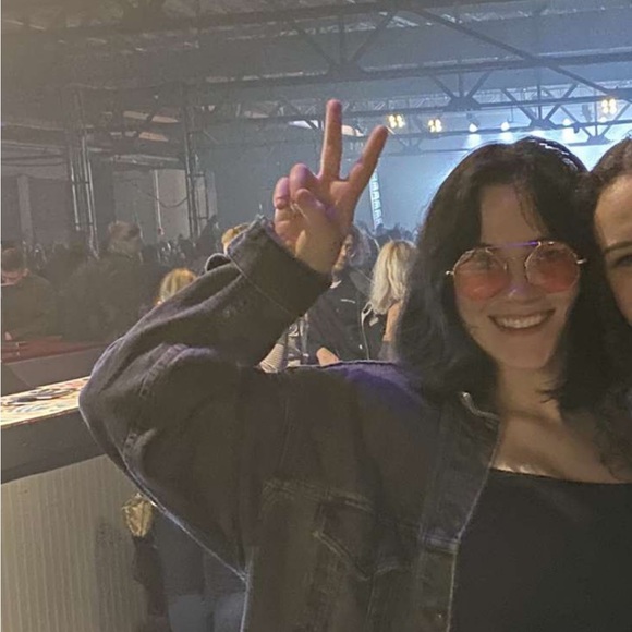 Meet your Posher, Tatum - Picture 1 of 1